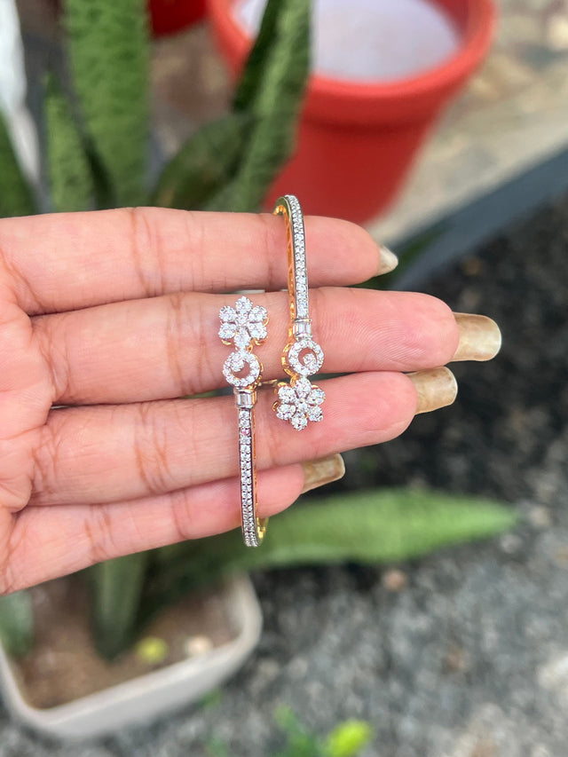 Premium party wear diamond finish openable bracelet product code B62
