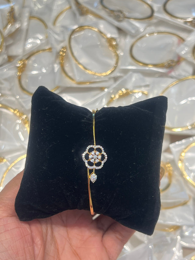 Premium party wear diamond replica openable bracelet (2.4 or 2.6 suitable) not sweat proof product code B56