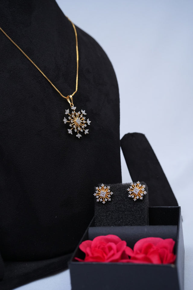 Premium diamond finish snowflake pendant set with 8pidi chain  product code D156